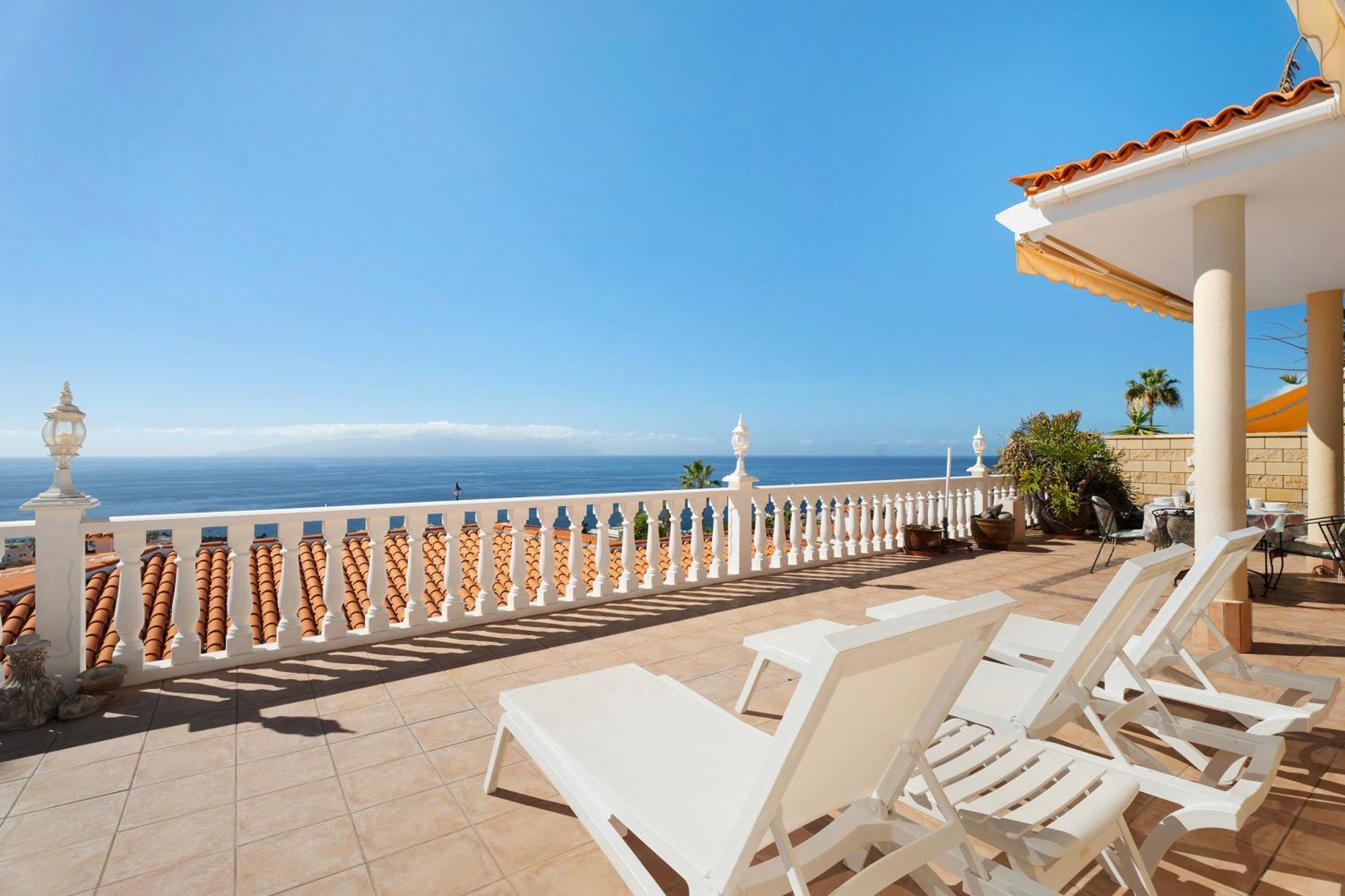 Casa Carla Private, Pool, Air By Paramount Holidays Puerto de Santiago  Kültér fotó
